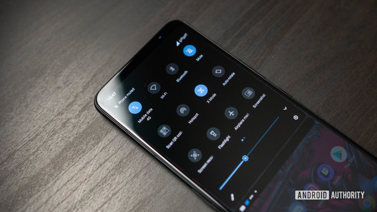 لقطة منتج Asus ROG Phone 5 من لوحة الإعدادات السريعة