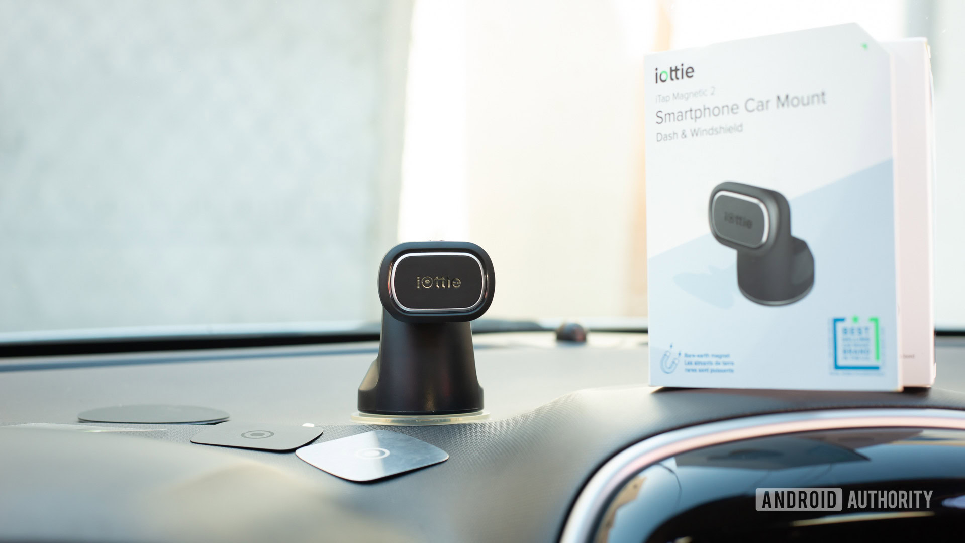 Iottie iTap Magnetic 2 car mount review 1