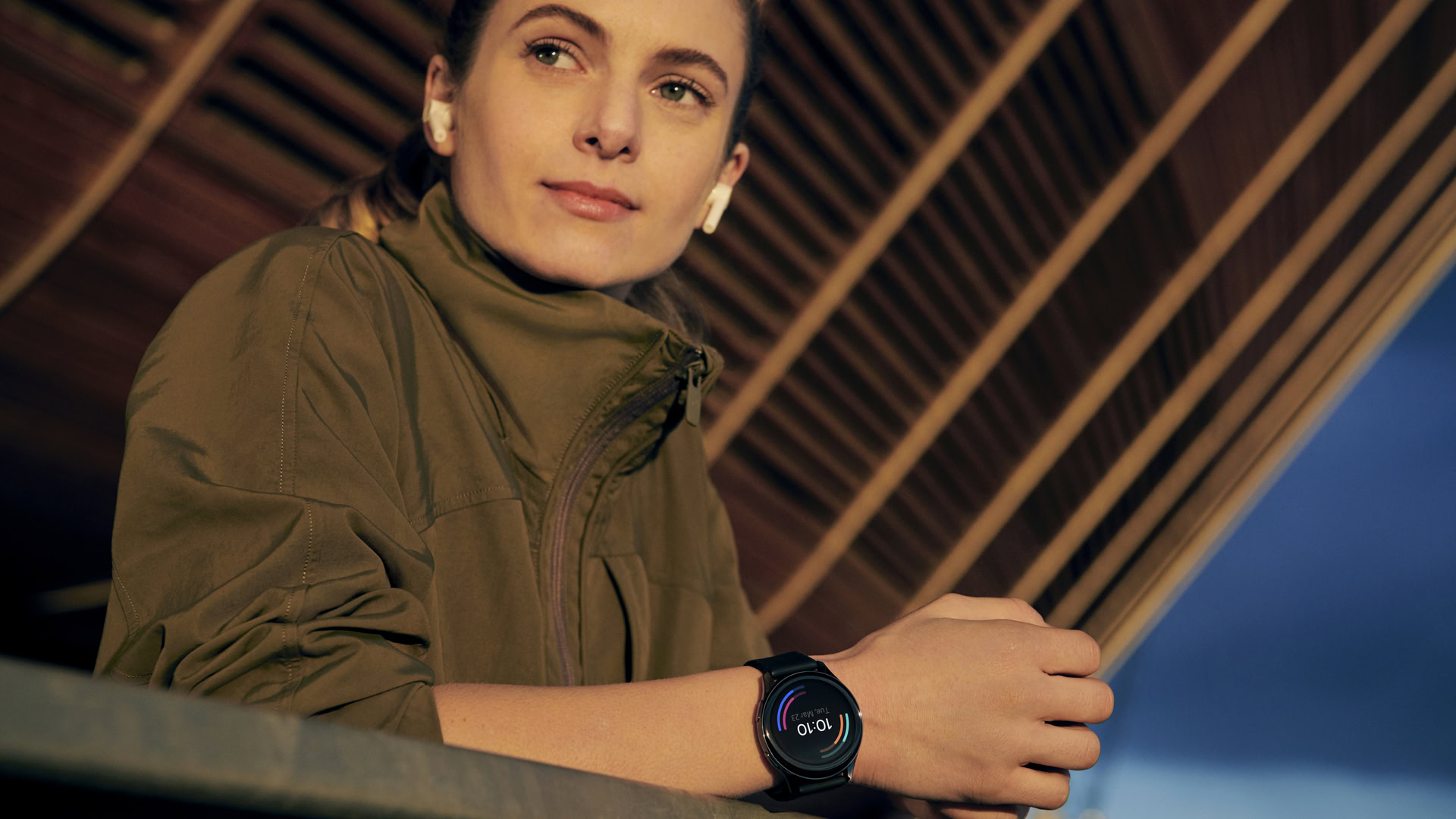OnePlus Watch press render 2