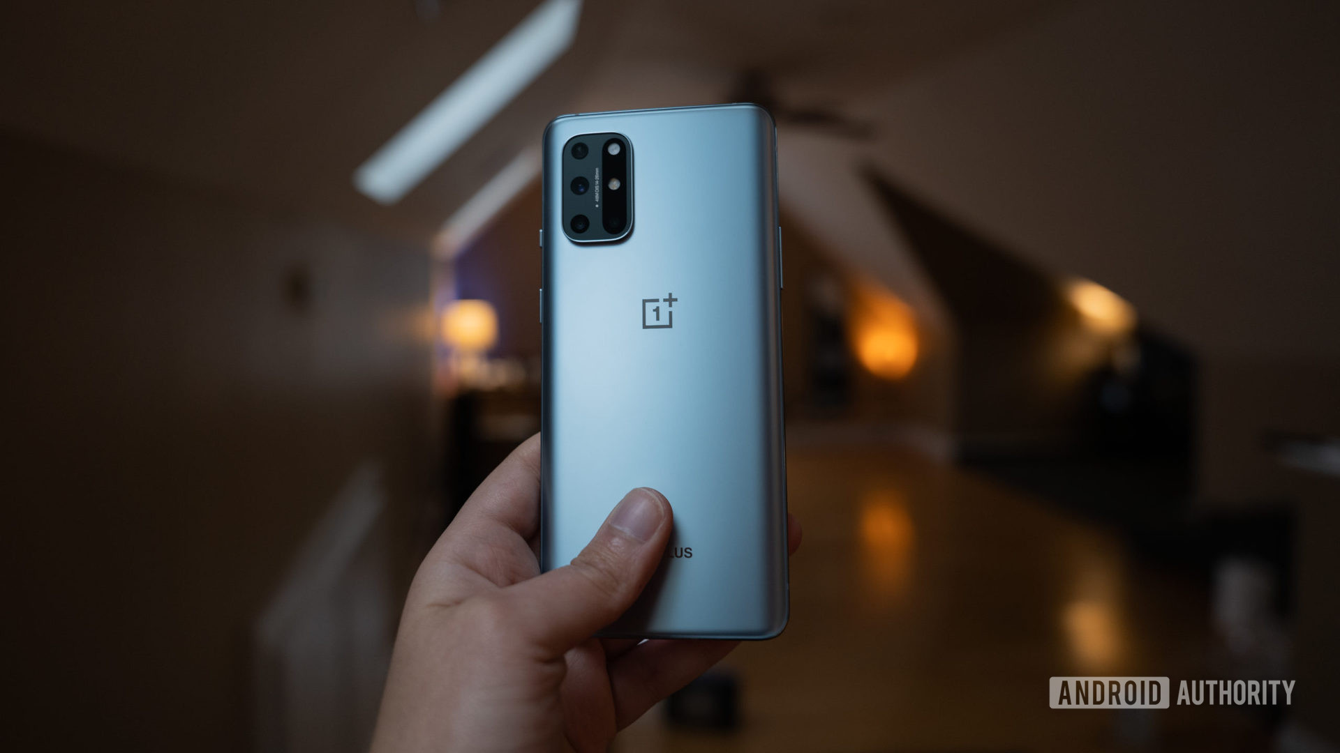 OnePlus 8T in hand