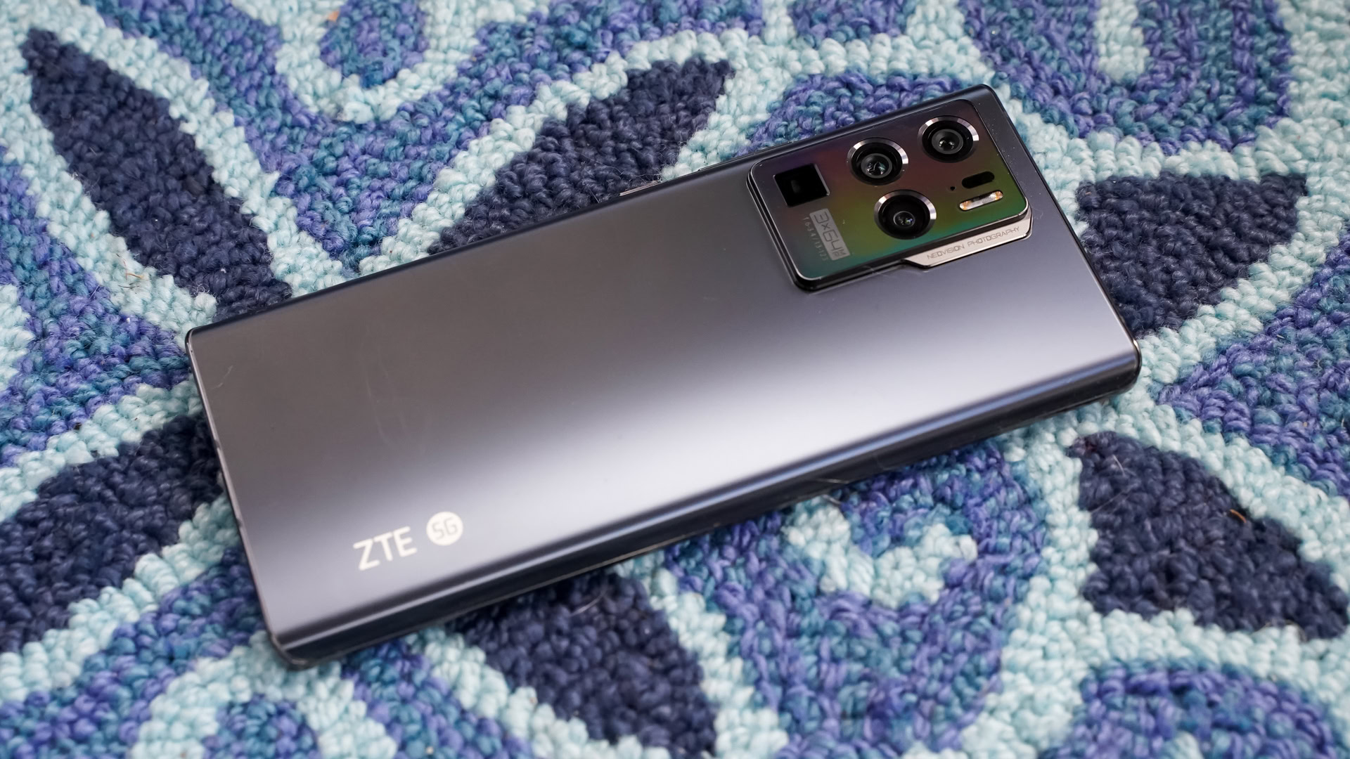 ZTE Axon 30 Ultra rear panel - Phones with 16GB of RAM