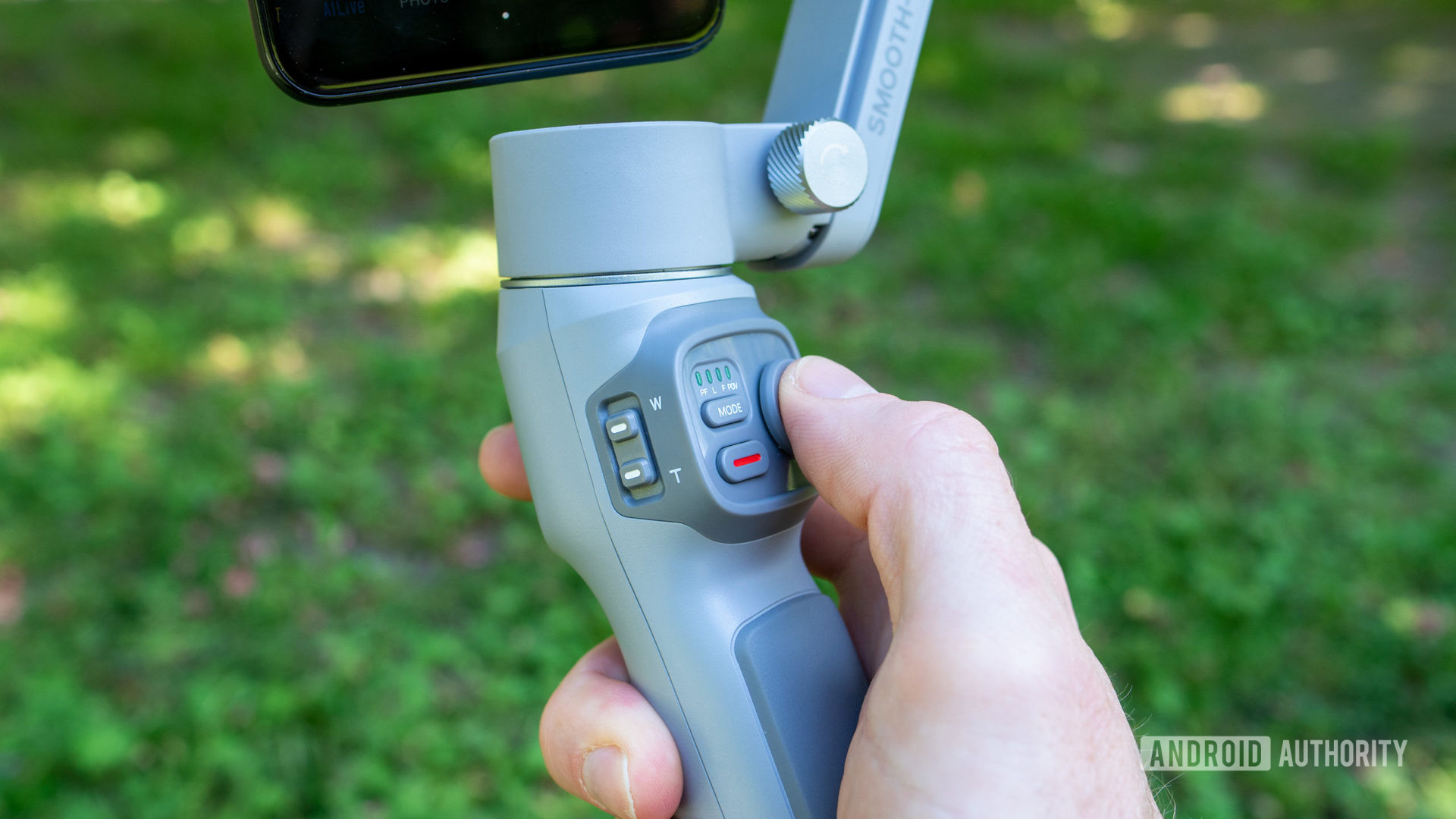 Zhiyun Smooth Q3 controls with hand