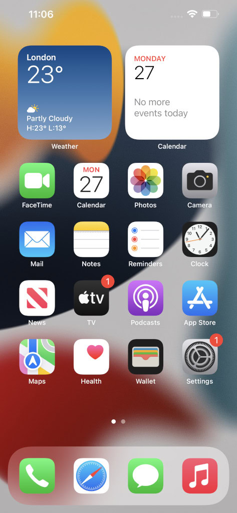 Apple iPhone 13 Pro Max Homescreen Screenshot