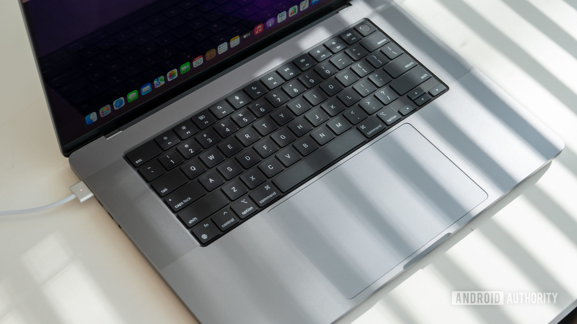 Macbook Pro 2021 keyboard and trackpad detail