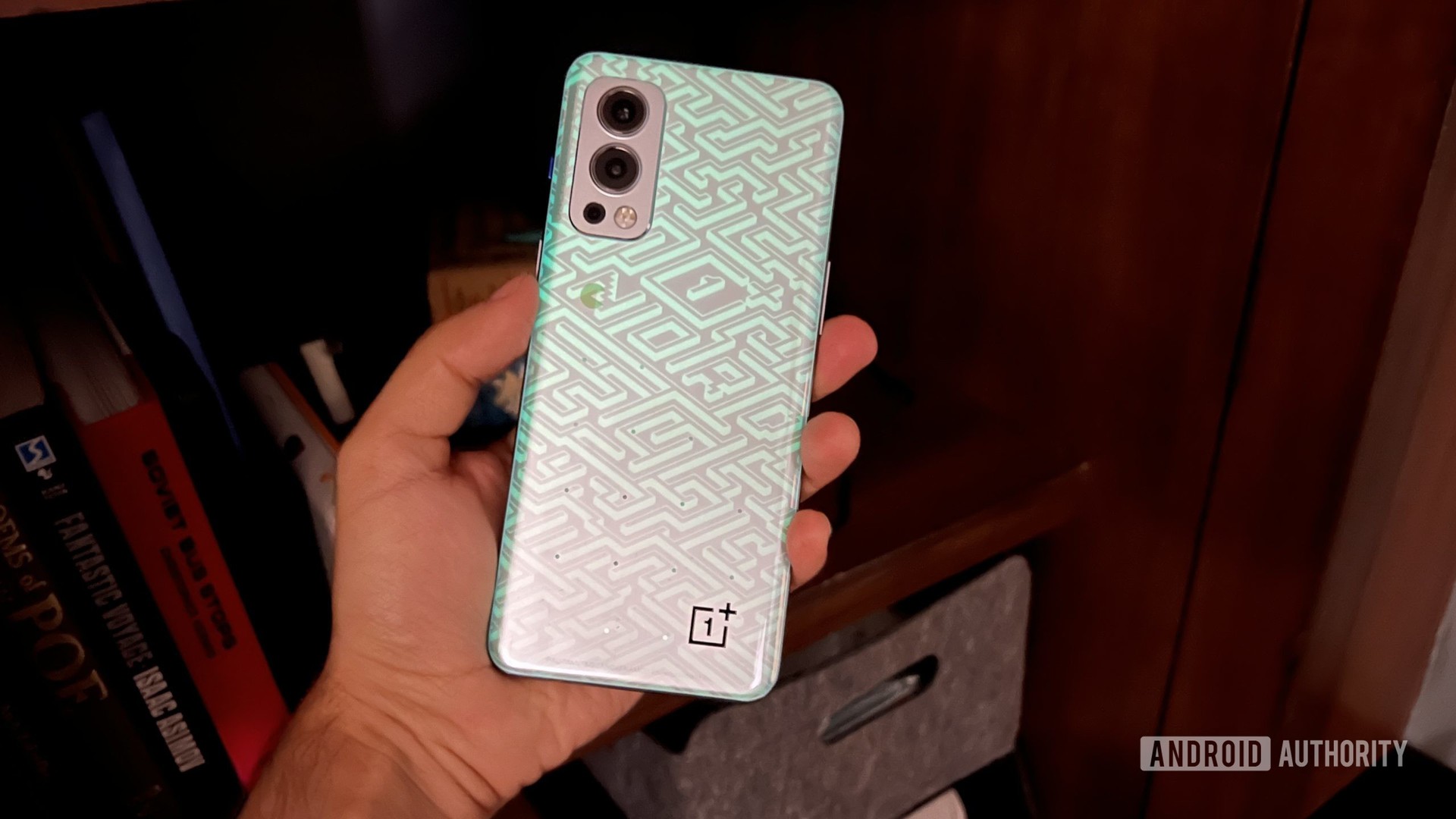 OnePlus Nord 2 Pac Man edition glow in the dark